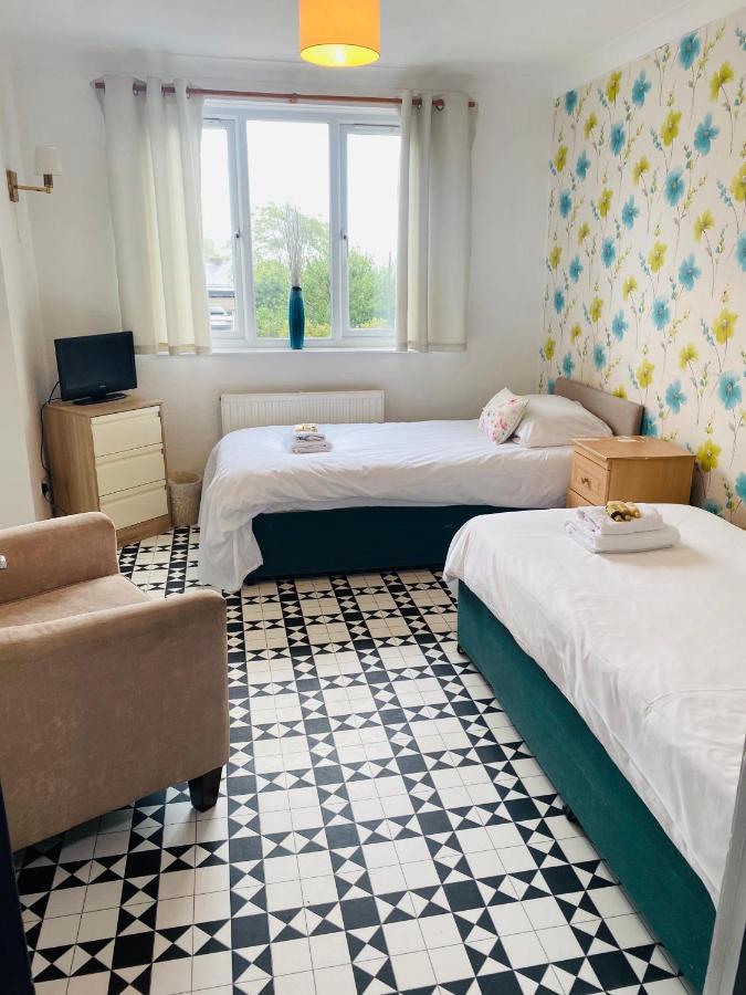 The Traxx Hotel Bangor  Esterno foto