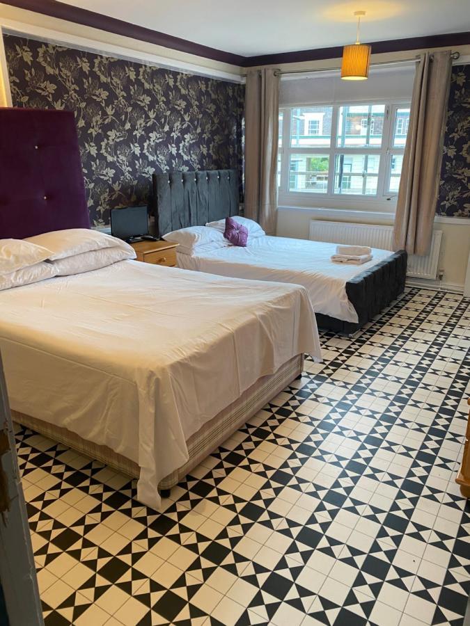 The Traxx Hotel Bangor  Esterno foto