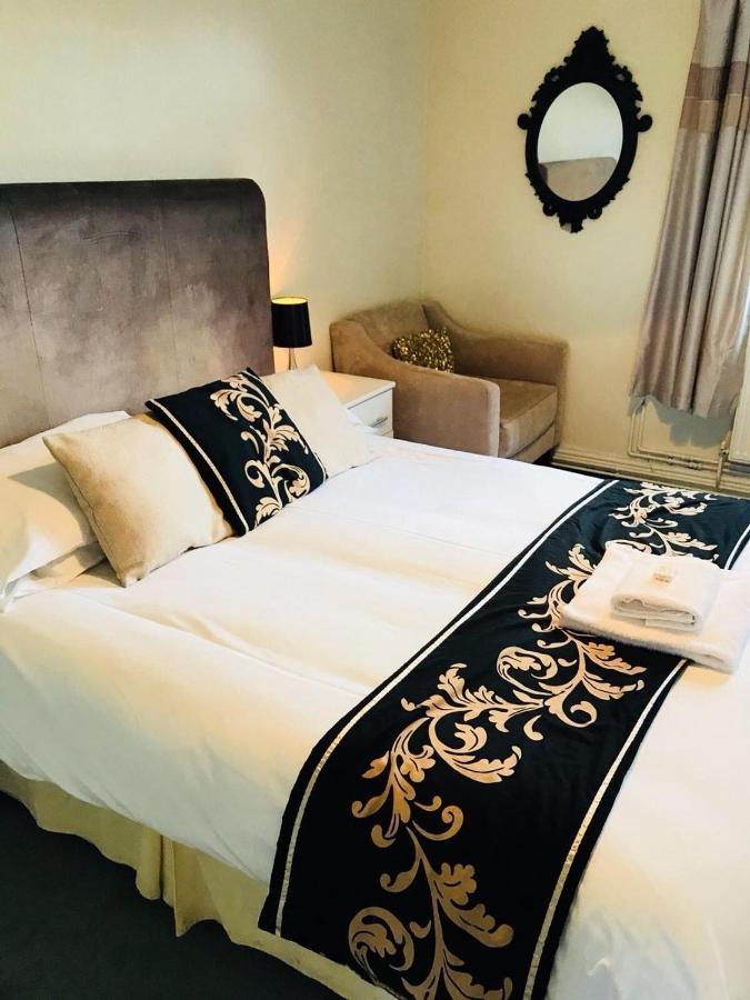 The Traxx Hotel Bangor  Esterno foto